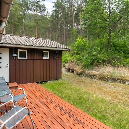 Gorgeous Home In Jorpeland With House Sea View Zewnętrze zdjęcie