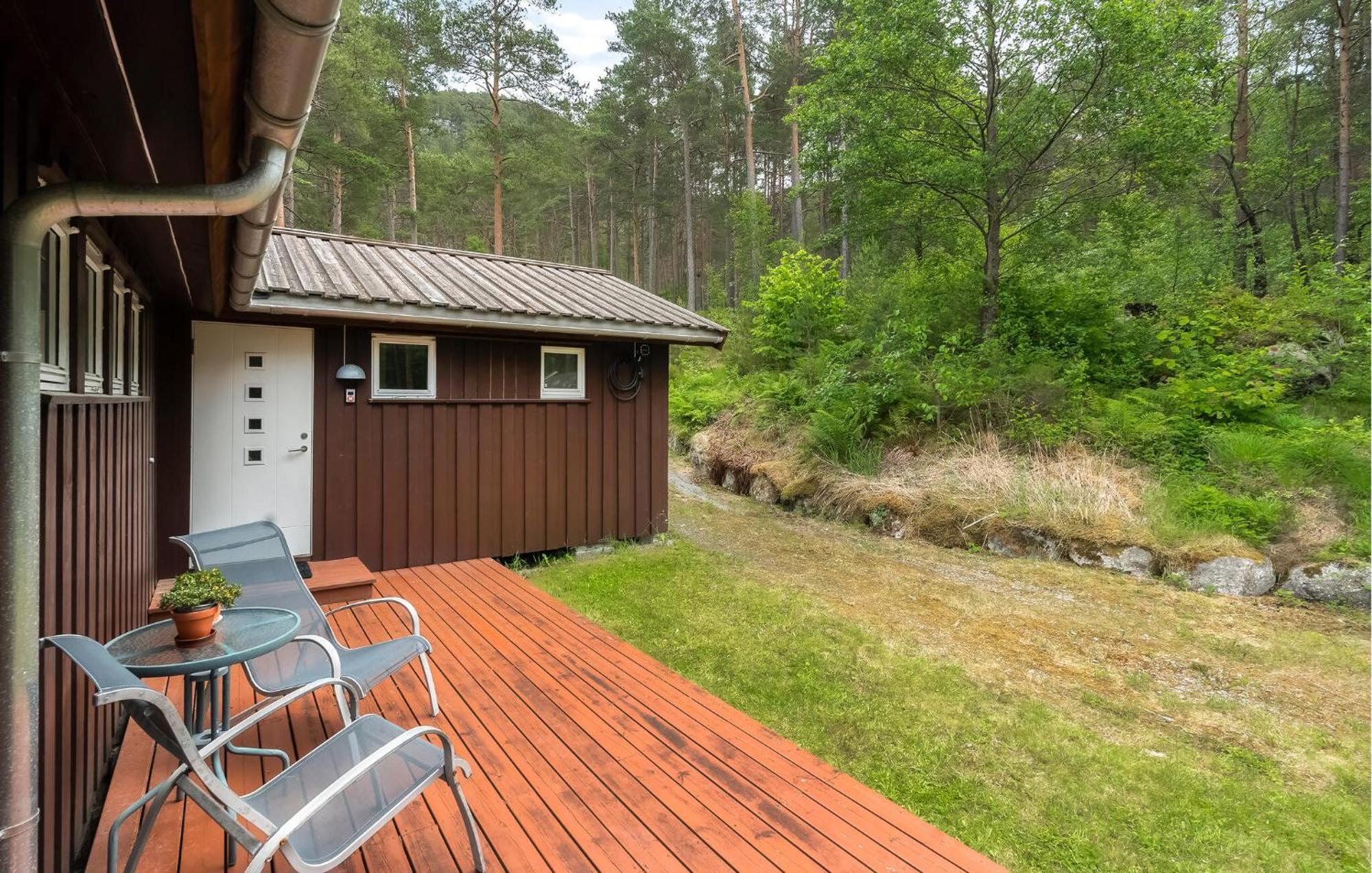 Gorgeous Home In Jorpeland With House Sea View Zewnętrze zdjęcie